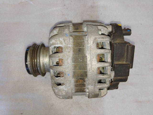 RENAULT 231003730R Генератор в наличии Черкассы
