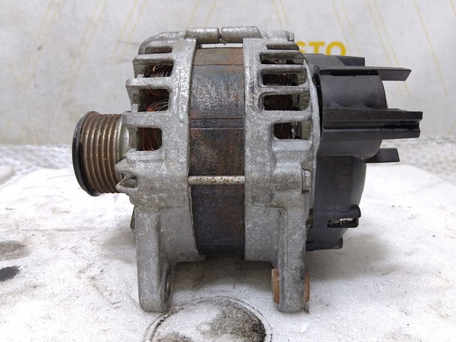 231004719R RENAULT Генератор купить в Николаев