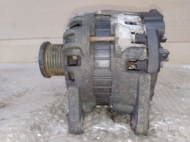 231006007R RENAULT Генератор купить в Черкассы