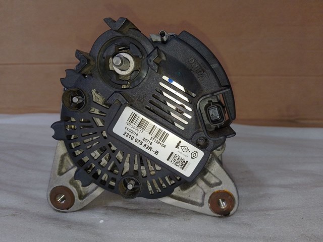 Генератор автомобильный 231007582R RENAULT