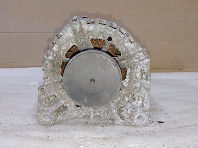 Генератор автомобильный 231007707R RENAULT