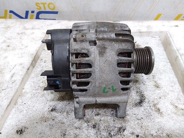 RENAULT 231007842R Генератор в наличии Днепр