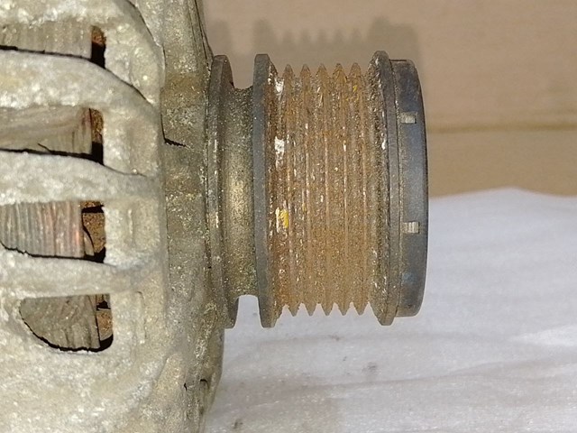 RENAULT 231007865R Генератор в наличии Киев