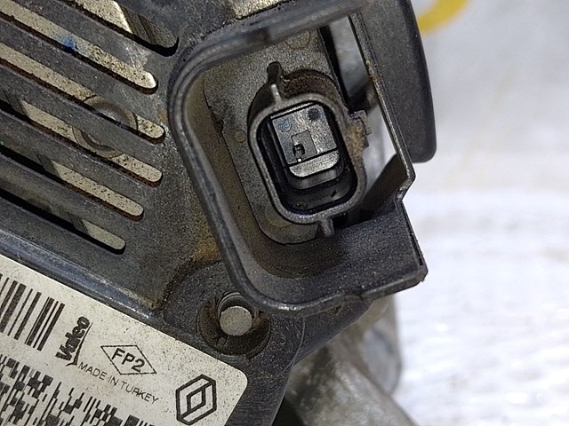 RENAULT 231008040R Генератор в наличии Полтава