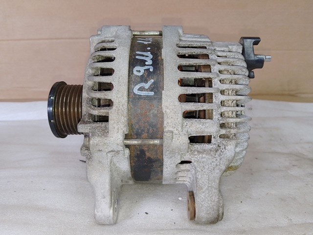 RENAULT 231009096R Генератор в наличии Украина