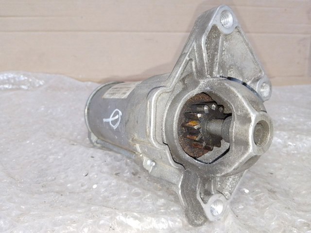 233000686R RENAULT Стартер купить в Каменское