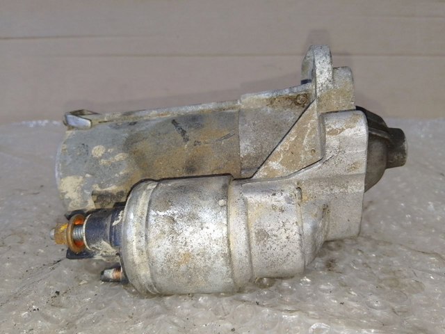 RENAULT 233003329R Стартер в наличии Черновцы