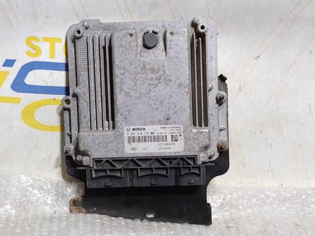 Компьютер двигателя 237100323R RENAULT