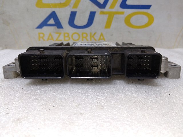 RENAULT 237100875R Блок управления двигателем в наличии Чернигов