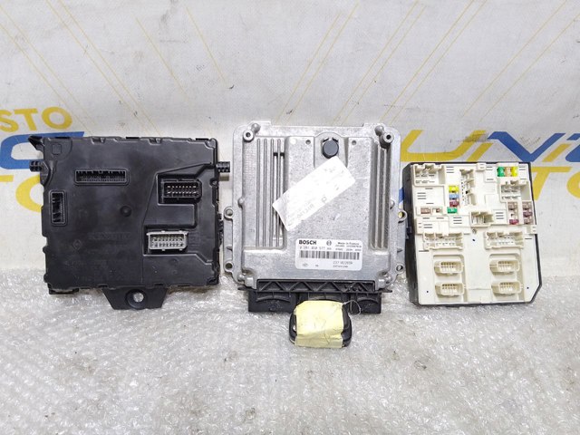 237102265R RENAULT Модуль управления (ЭБУ) двигателем купить в Чернигов