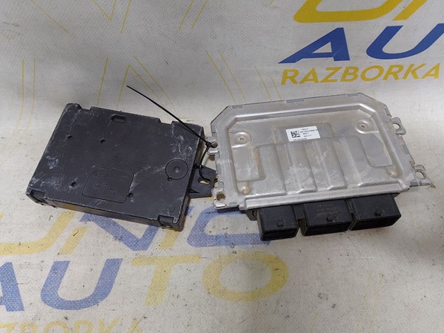 Мозги двигателя 237108697R RENAULT