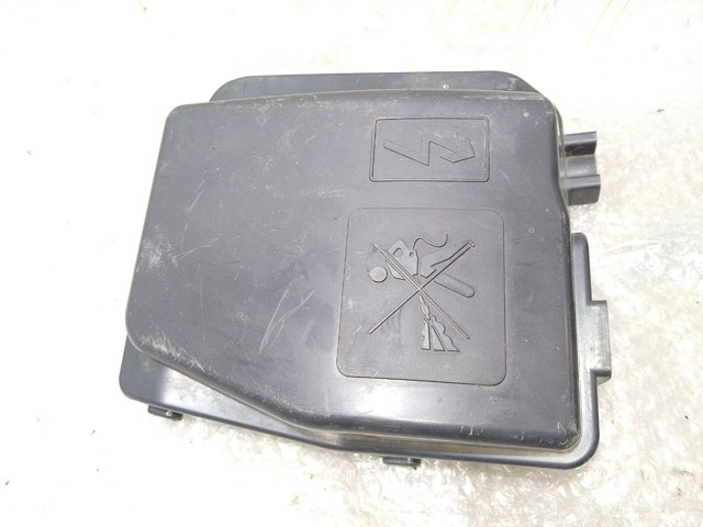 RENAULT 243825499R Крышка блока предохранителей в наличии Хмельницкий