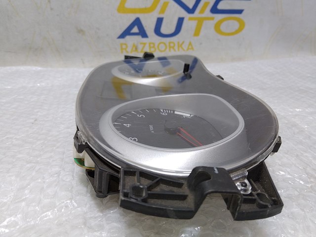 248104276R RENAULT Приборная доска (щиток приборов) купить в Киев