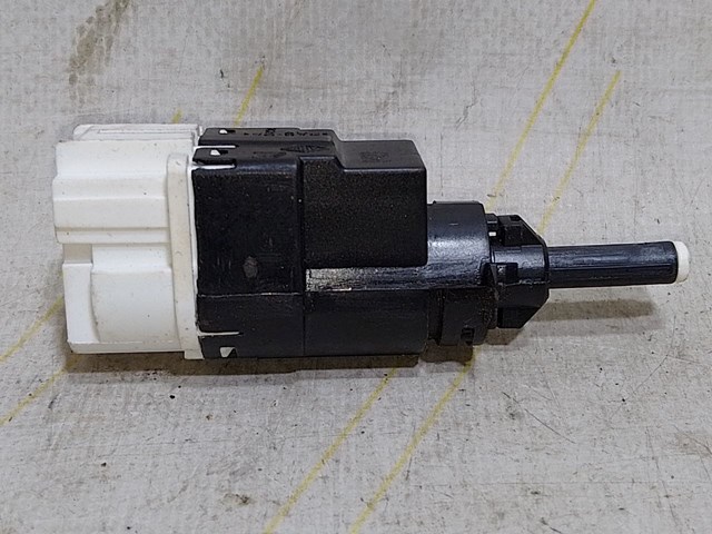 RENAULT 253206170R Датчик включения стопсигнала в наличии Кривой Рог