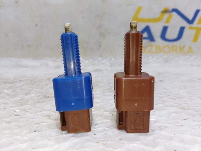 25320AX00C RENAULT Датчик стоп сигнала купить в Полтава