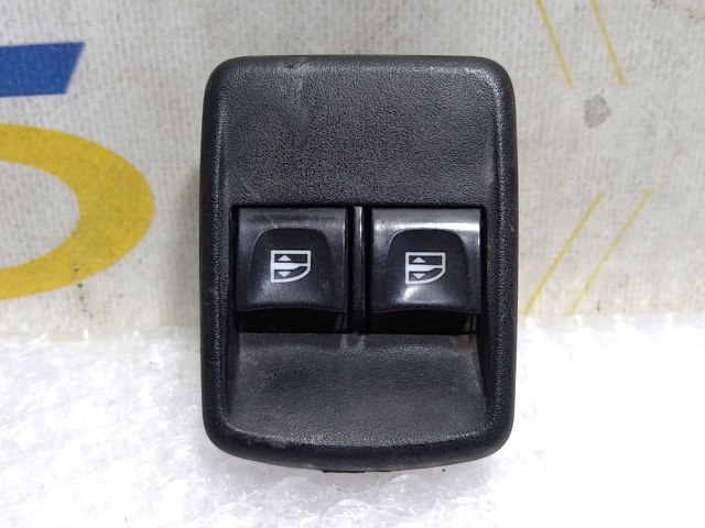 RENAULT 254118044R Кнопочный блок управления стеклоподъемником передний левый в наличии Николаев