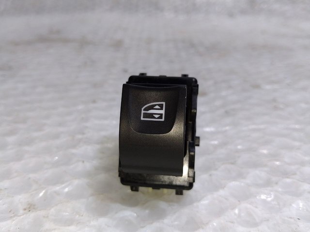 Кнопка стеклоподъемника передняя правая 254218614R RENAULT