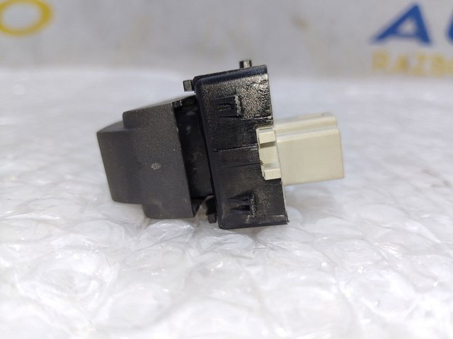 RENAULT 255503653R в наличии Тернополь