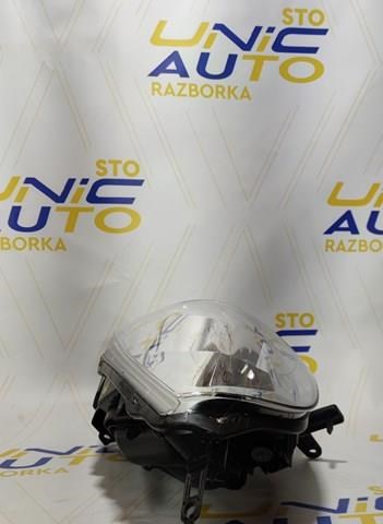 RENAULT 260102647R Правая фара в наличии Киев