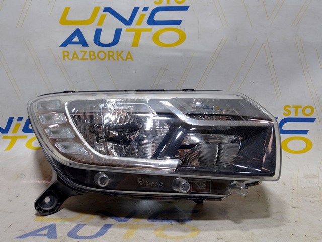 260103529R RENAULT Правая фара купить в Житомир