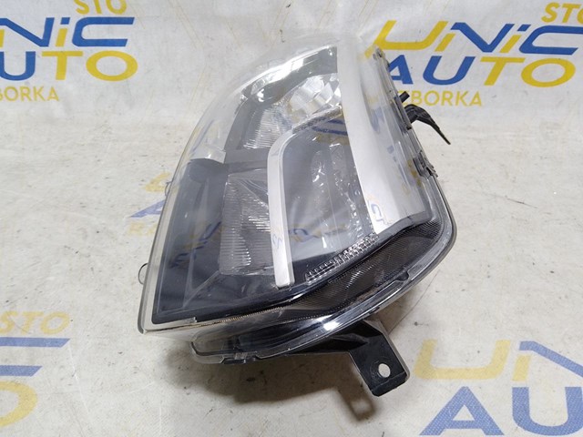 RENAULT 260103529R Правая фара в наличии Черкассы