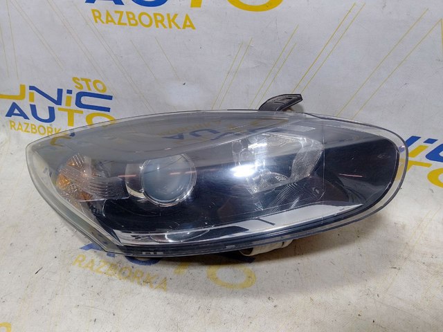 RENAULT 260106128R Правая фара в наличии Одесса