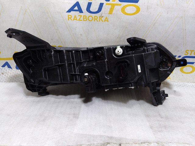 260607213R RENAULT Левая фара купить в Украина