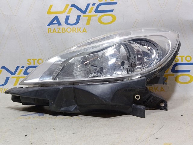 260607570R RENAULT Левая фара купить в Полтава
