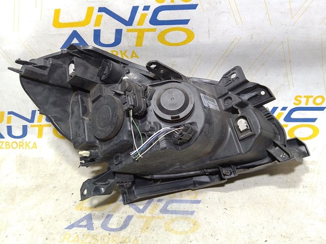 260607570R RENAULT Фара левая купить в Киев