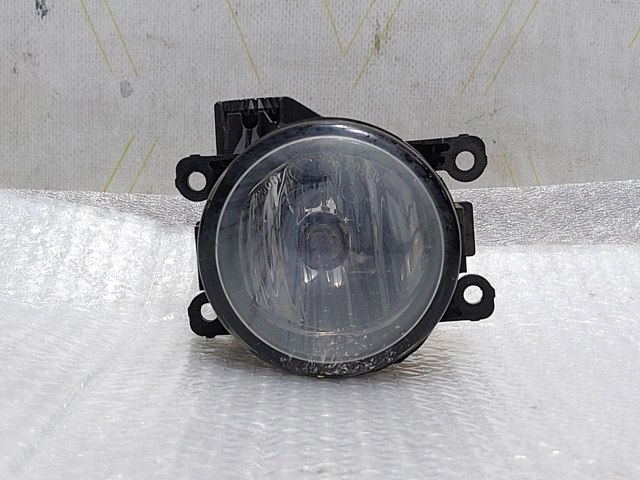 Противотуманка правая 261503971R RENAULT