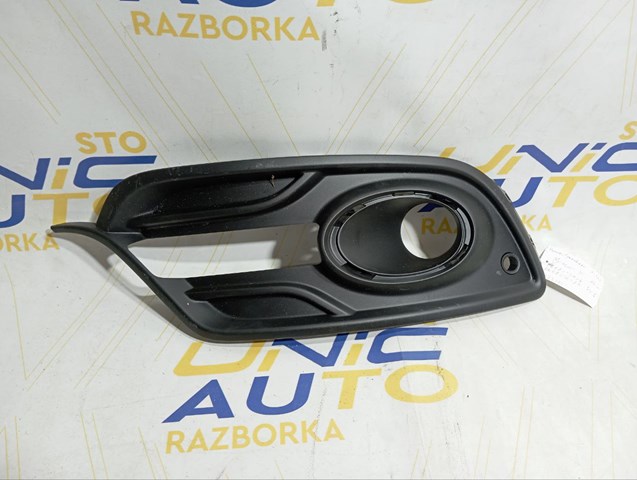 RENAULT 261529763R Заглушка (решетка) противотуманных фар бампера переднего в наличии Одесса