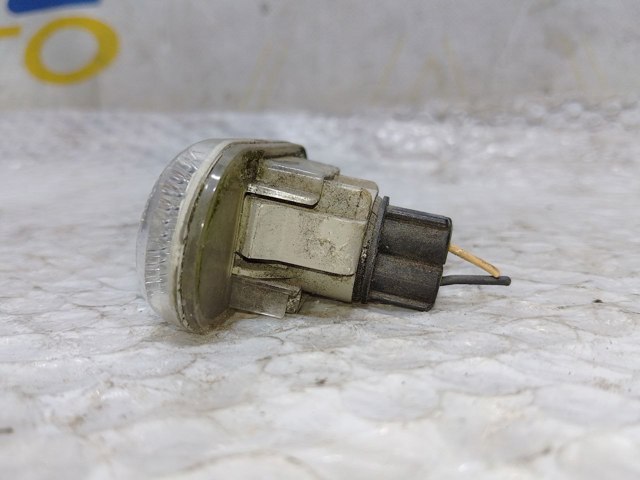 261658184R RENAULT Повторитель поворота на крыле левый купить в Запорожье