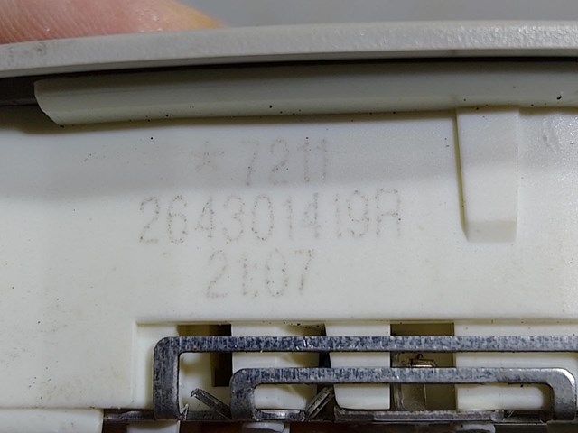 RENAULT 264301419R Плафон салона в наличии Черновцы