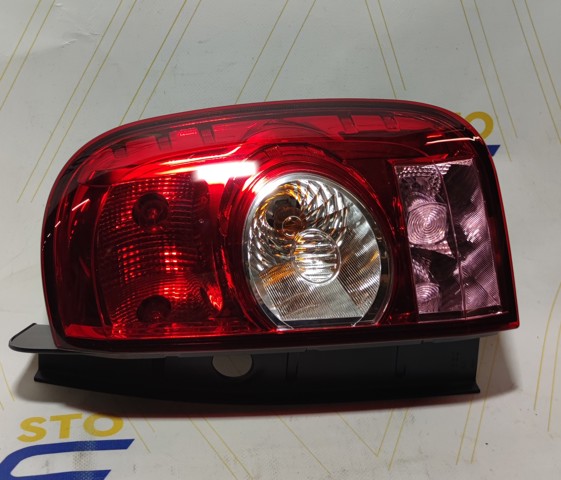Задний правый стоп 265500033R RENAULT