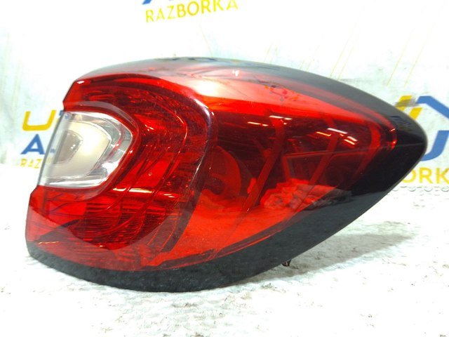 Задний правый внешний фонарь 265502731R RENAULT