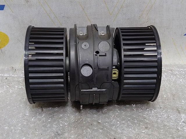 272109399R RENAULT Вентилятор печки купить в Черновцы