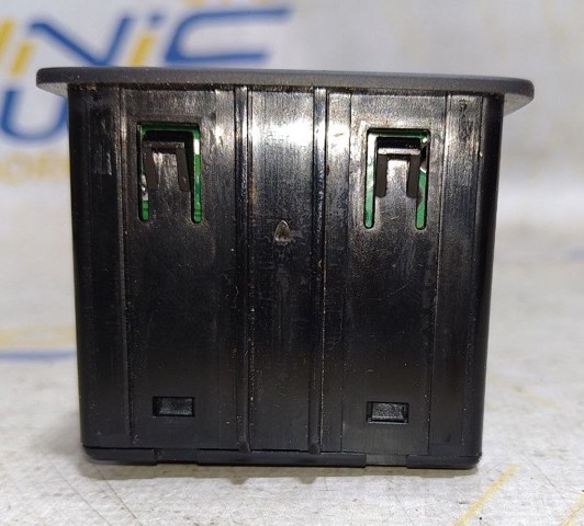 RENAULT 280230006R Зарядное устройство USB в наличии Киев