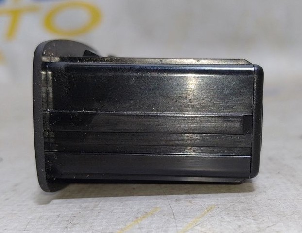 RENAULT 280230006R Зарядное устройство USB в наличии Каменское
