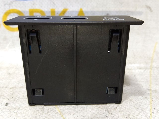 RENAULT 280231553R USB-разветвитель в наличии Сумы