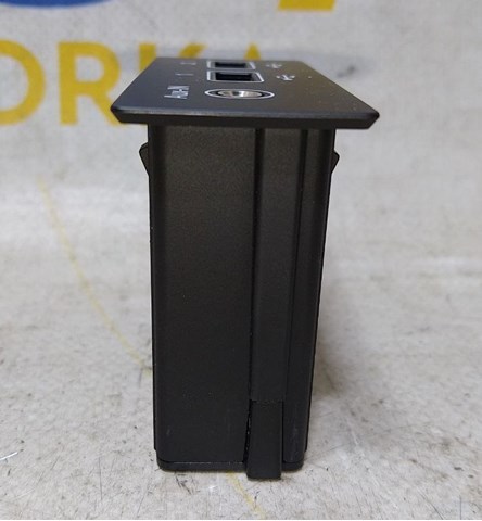 280231553R RENAULT USB-разветвитель купить в Киев
