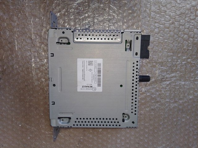 RENAULT 281151536R Магнитола в наличии Винница