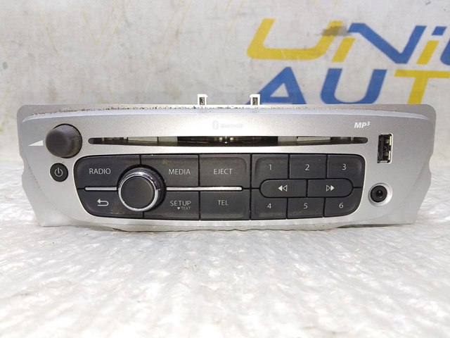 Магнитола (радио AM/FM) 281152275R RENAULT