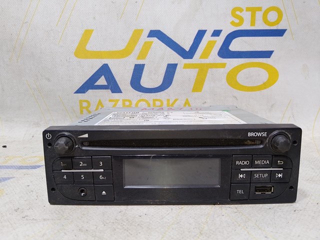 RENAULT 281154178R Магнитола (радио AM/FM) в наличии Днепр