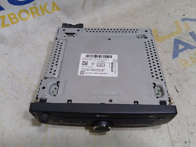RENAULT 281155748R Магнитола (радио AM/FM) в наличии Львов