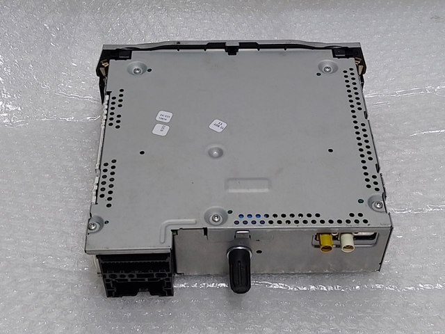 281156142R RENAULT Магнитола (радио AM/FM) купить в Ирпень