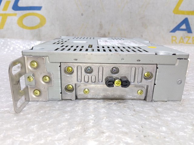 RENAULT 281157802R Магнитола (радио AM/FM) в наличии Запорожье
