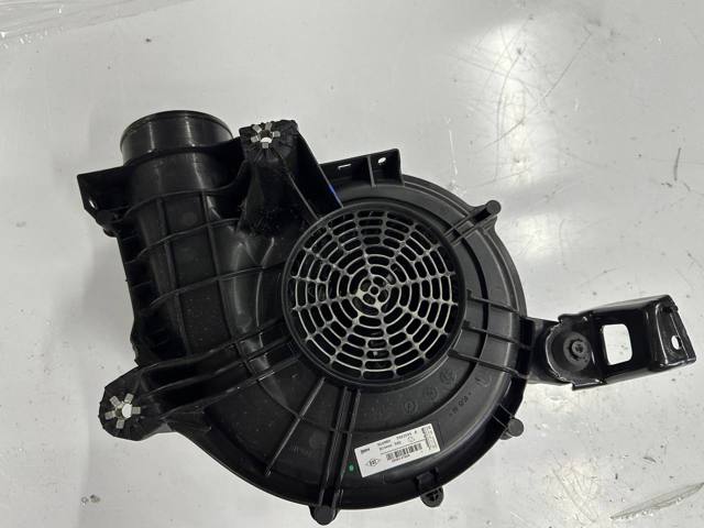 Корпус отопителя салона 290924794R RENAULT