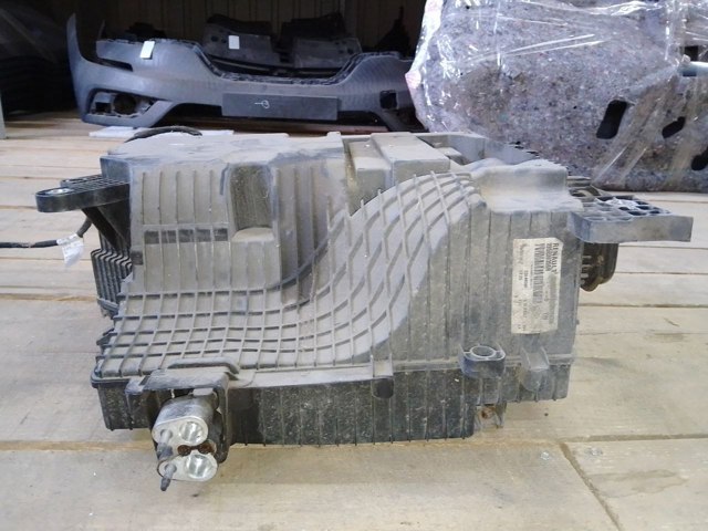 RENAULT 295E39359R в наличии Кривой Рог