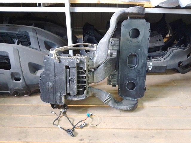 RENAULT 295E39666R в наличии Кривой Рог