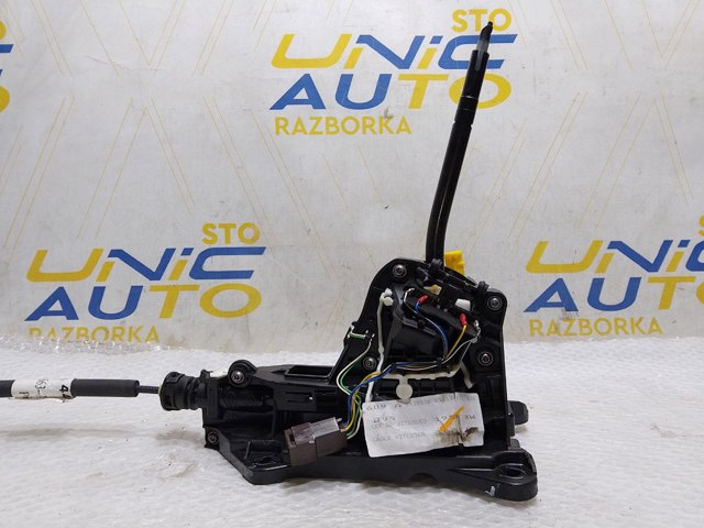 Рычаг переключения передач 341045195R RENAULT